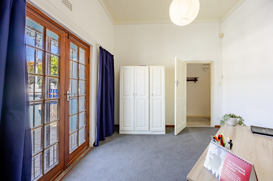 2 Bedroom Property for Sale in Observatory Western Cape